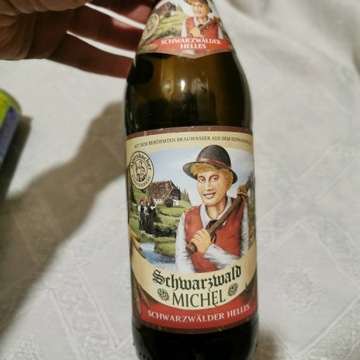 Butelka po niemieckim piwie Schwarzwald Michel