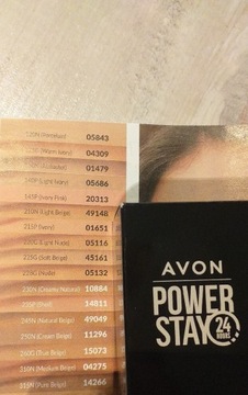 Podkład do twarzy  Avon Power Creamy Natural 230N