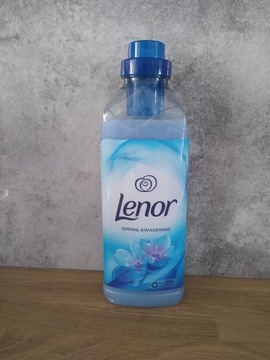 Lenor plyn do płukania 930ml  spring niebieski 