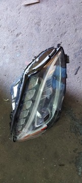 Lampa Mercedes-Benz C63 AMG W205 uszkodzona USA