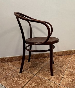 Drewniane krzesło gięte 