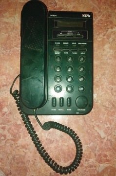 Telefon vertis. 