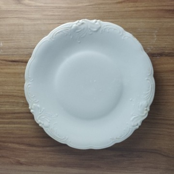 Duży talerz obiadowy porcelana Wałbrzych 