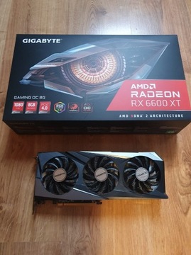 Gigabyte AMD Radeon RX 6600 XT Gaming OC 8GB