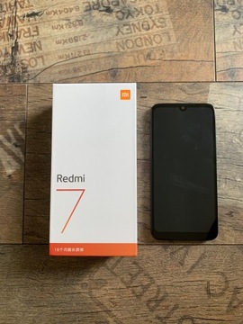 Smartfon Xiaomi Redmi 7 3/32 GB 6.26"