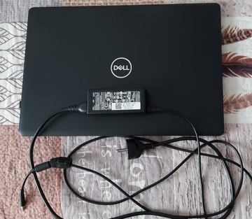 Laptop Dell Inspiron 3593; 15,6 " Intel Core i5 8 GB / 256 GB czarny