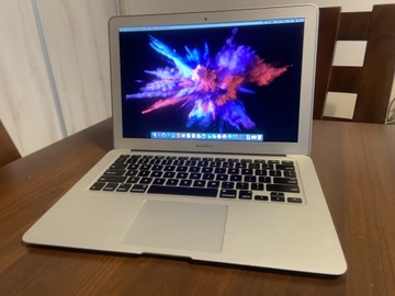 MacBook Air 13” Intel i5 1,7 GHz 256 GB SSD
