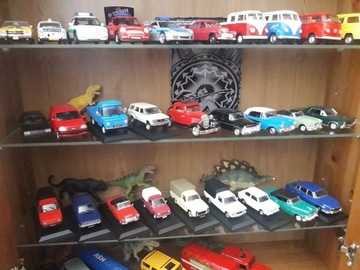 Kolekcja samochodzików Deagostino