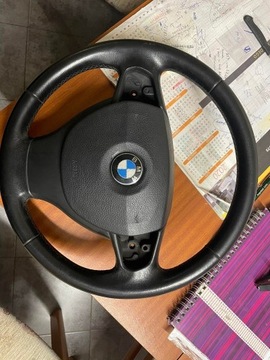 Kierownica czarna skóra BMW F10 F11 AIRBAG