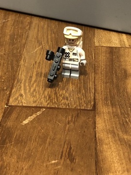 Lego Star Wars minifigurka rebeliant z Hoth