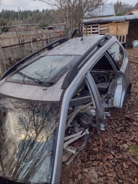 Subaru Forester dach panorama klapa