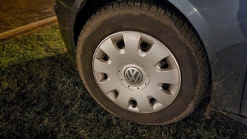 Kołpaki oryginalne VW 5 sztuk 15 cali stan b.d.b.