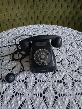 bakelitowy telefon  - vintage