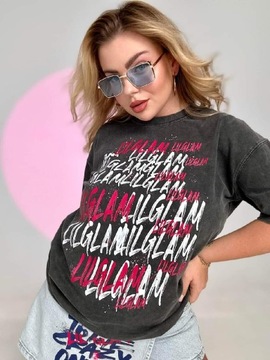 T-shirt dekatyzowany z napisami Lil Glam 