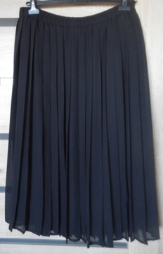 Czarna spódnica damska plisowana r. 46
