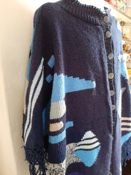peleryna ponczo sweter ręcznie robiony na drutach 