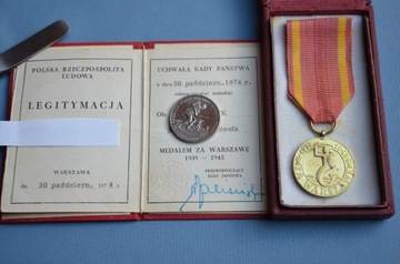Medal Za Warszawę + legitymacja