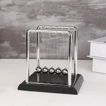 Wahadło Newtona Newton Cradle Kule Kołyska