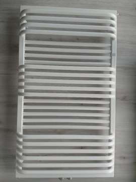 Grzejnik łazienkowy Terma Pola 1040 x 600 mm Biały