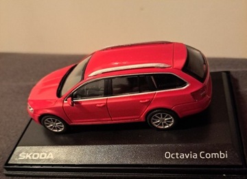 Skoda Octavia combi A7 Corrida Red 1:43