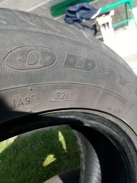 Komplet opon letnich 205/60/R16 Goodyear 