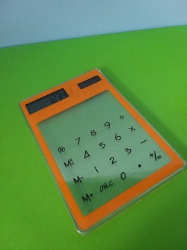 Kalkulator przezroczysty - solarny