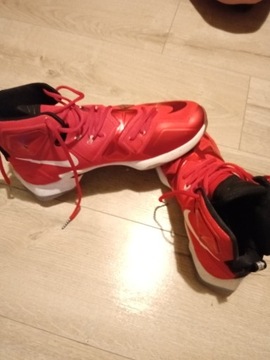 Buty Nike LeBron 13