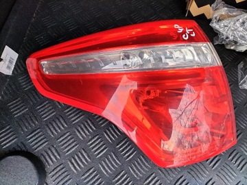 Lampy tył Citroen C4 Picasso -lewa/prawa