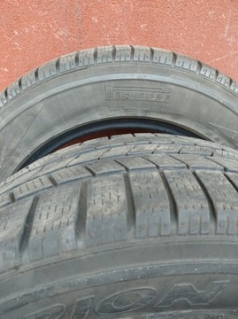 Opony zimowe pirelli  255/55 r18