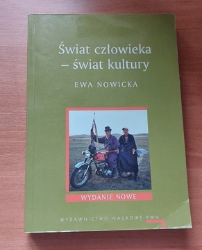 Świat człowieka świat kultury Nowicka antropologia