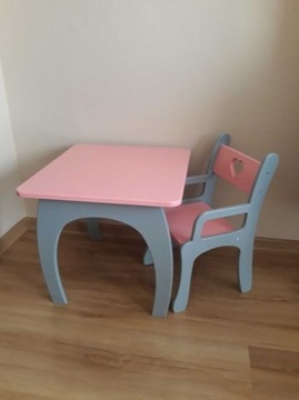 Stolik i krzesełko, meble dla dziecka 