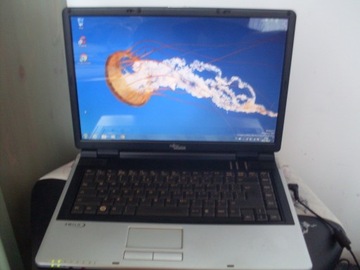 Laptop Fuijitsu Siemens 2 rdzeniowy. 