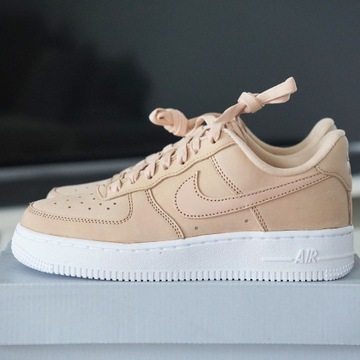 Buty NIKE Air Force 1 '07 Premium - beżowe - r. 36