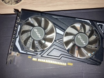 GTX 1650 Super KFA2 4GB