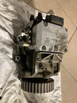 Pompa wtryskowa uszkodzona Audi 2,5TDI 059130106J
