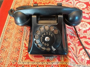stary telefon RWT