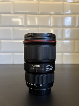 Canon EF 16-35 f/4.0 L IS USM