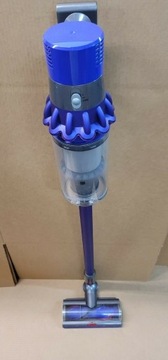Dyson v 10 Absolute
