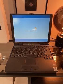 Dell Latitude D300XT retro laptop