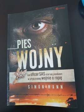 Pies Wojny Simon Mann