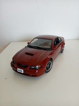 Autoart ford Mustang bullit 1:18