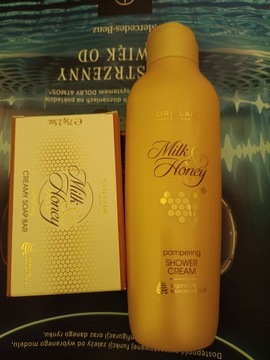 Oriflame MILK&HONEY zestaw żel pod prysznic mydło