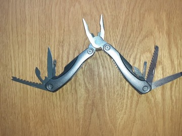 MULTITOOL Narzędzie Wielofunkcyjne Zestaw 10 w 1