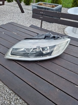 Lampa Audi q7 4l xenon skrętna lewa