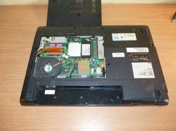 Fujitsu esprimo V5535 Pentium Dual cor 