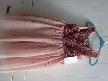 Tiulowa sukienka z cekinami r. 92 pudroworóżowy