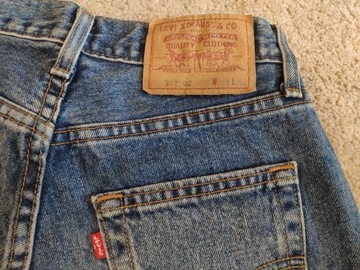 LEVI'S 517 W27L30