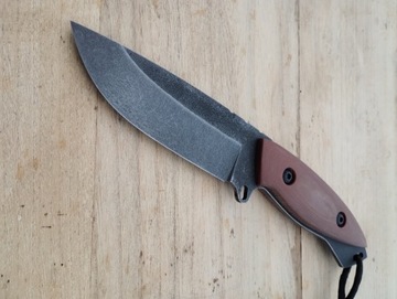 Nóż handmade taktyczny D2 62HRC