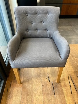 Krzesła obiadowe Miloo Home - model Arnels
