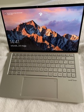 Laptop Asus ZenBook 13.3